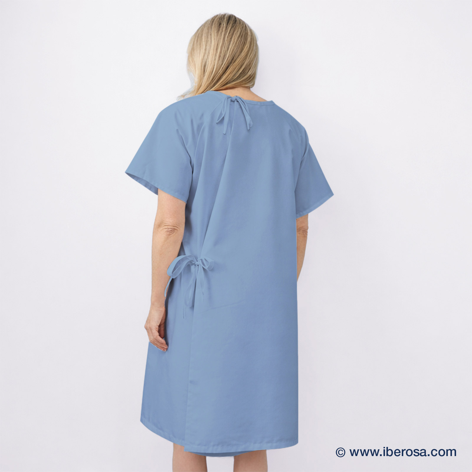 iberosa-textiles-rumbo-bata-paciente-azul-m-trasera