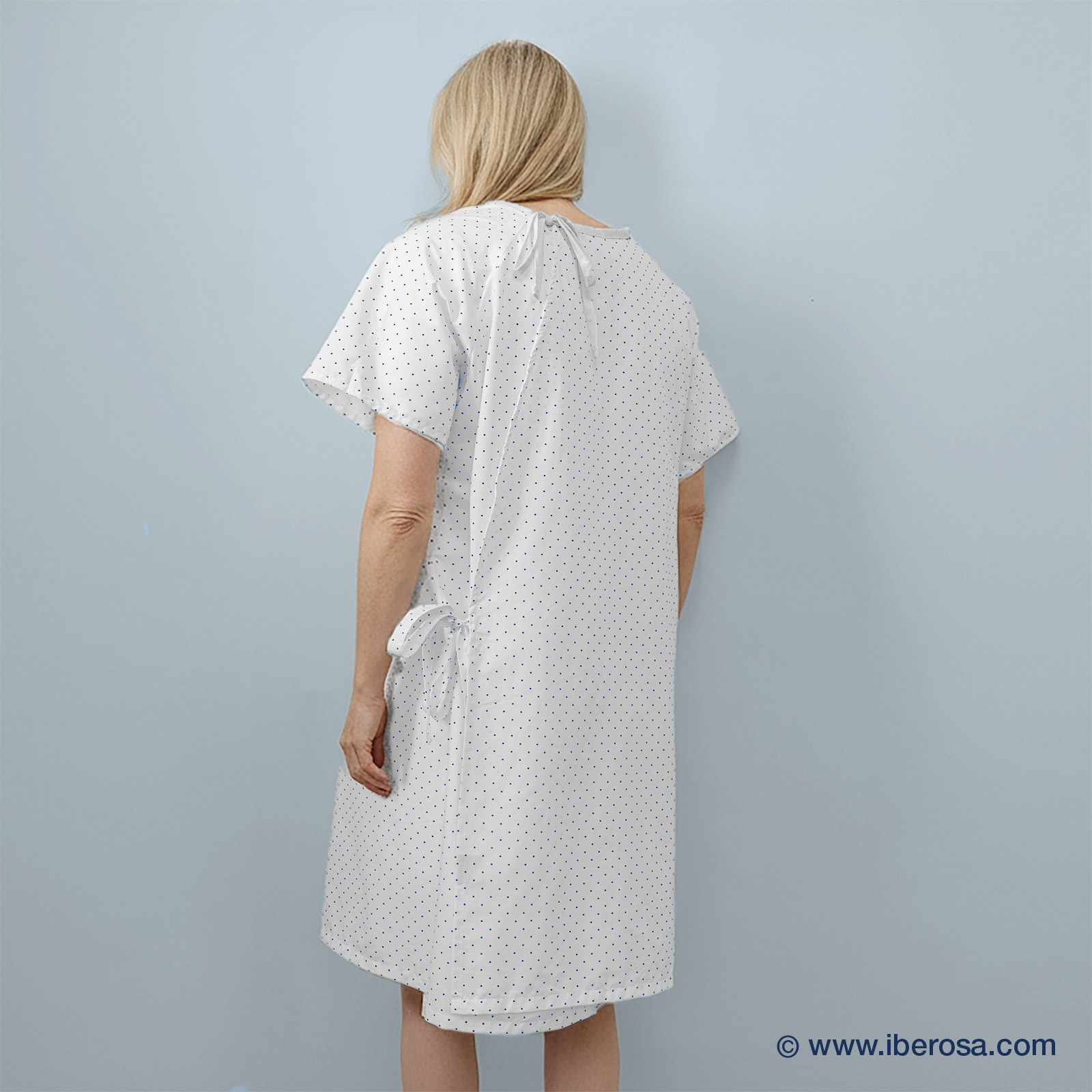 iberosa-textiles-rumbo-bata-paciente-topos-m-trasera